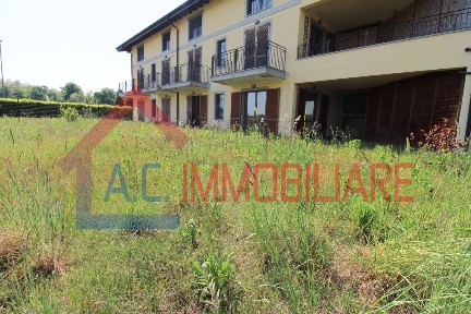 Trilocale via Pietro Mascagni 3, Cimbro, Vergiate