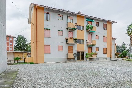Trilocale via Trieste 3, Centro, Somma Lombardo