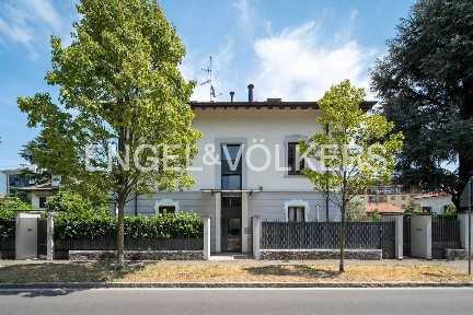 Quadrilocale viale Carlo Noè 73, Semicentro - Ospedale, Gallarate
