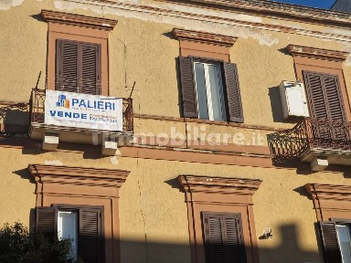 Trilocale ottimo stato, secondo piano, Trani