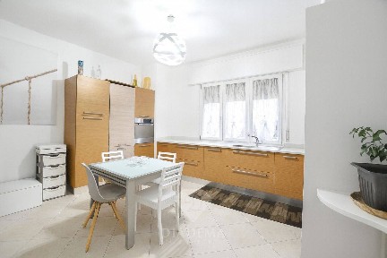 Trilocale via Giotto 8, Centro, Somma Lombardo