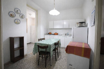 Albizzate, Via Roma, 6