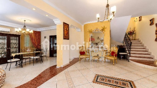 Villa unifamiliare via Stati Uniti 43, Tufolo, Farina, Crotone