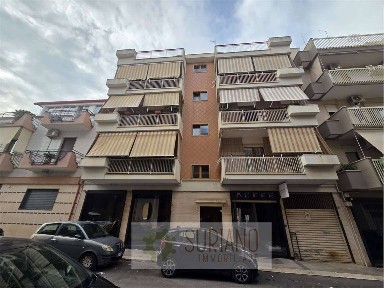 Trilocale via Catullo, 66, Inps - Trinità, Andria