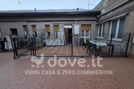 Quadrilocale via Emanuella 18, Saronno