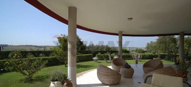 Villa unifamiliare, buono stato, 733 m², Zona Capo Rizzuto, Apriglianello, Papanice, Crotone