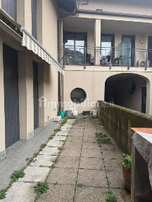 Trilocale via Giacomo Matteotti 52/A, Centro, Vedano Olona
