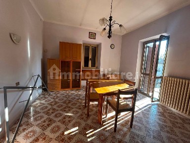 Bilocale via Martiri Patrioti 46, Centro, Malnate