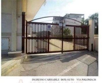 Trani, Via Polonia n.50, 50