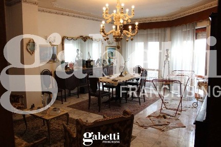 Appartamento via Giovanni Bovio, 25, Centro, Canosa di Puglia
