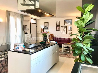 Trilocale vicolo Zara 1, Uboldo