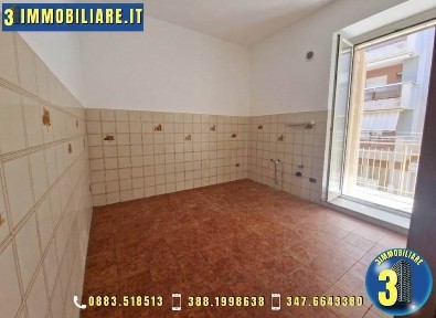 Trilocale via Scommegna, Settefrati, Barletta