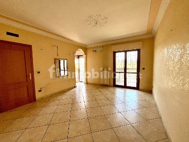 Trilocale buono stato, piano rialzato, Trani