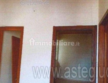 Bilocale via Romito 38, Trani