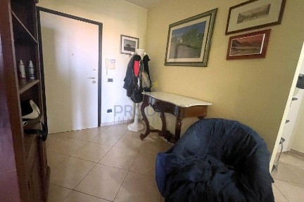 Trilocale buono stato, quinto piano, Bisceglie