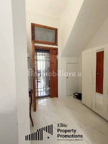 Trilocale via Carso 3, Barletta