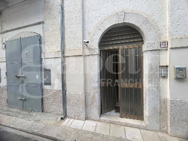 Appartamento Vico Pisa, 28, Centro, Canosa di Puglia