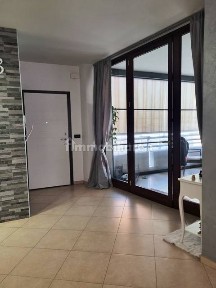 Quadrilocale ottimo stato, primo piano, Bisceglie