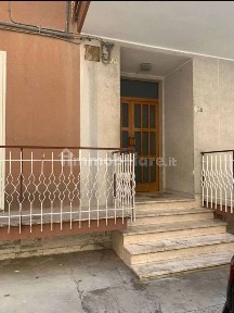 Appartamento buono stato, Centro, Canosa di Puglia