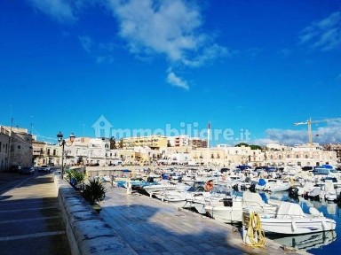 Bilocale da ristrutturare, primo piano, Bisceglie
