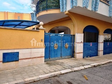 Trilocale ottimo stato, terzo piano, Bisceglie