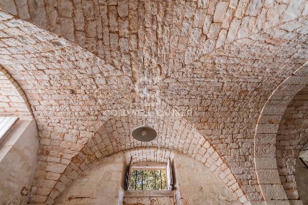 Locorotondo, Via Fasano, 5