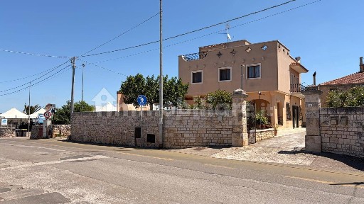 Villa bifamiliare Strada Comunale Foggia la Rosa 10, Putignano