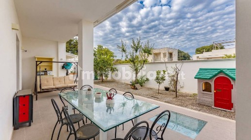Villa unifamiliare Strada Vassallo 7/3, Poggiofranco, Bari