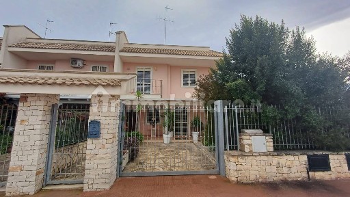 Valenzano, Via Padre Edoardo Novielli