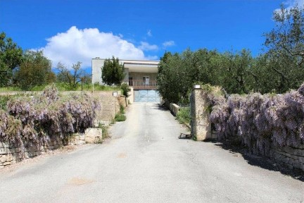 Putignano, Strada Comunale Pozzo dei Cani, 3