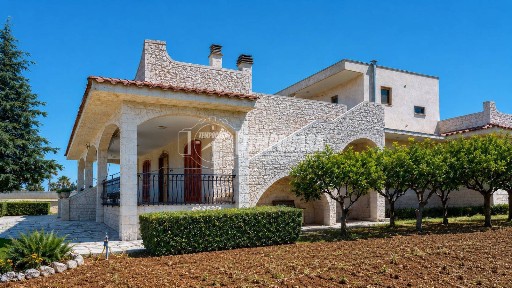 Villa unifamiliare via Cozze, Conversano