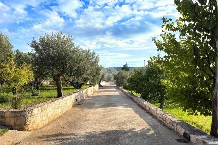 Putignano, Strada Comunale Pozzo Serralto I, 14