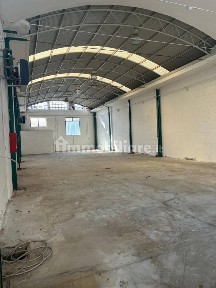 Magazzino - Deposito in Vendita
