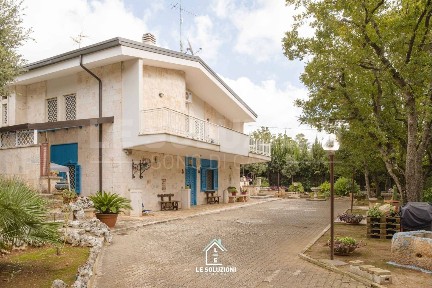 Putignano, Viale delle Acacie, 2/N