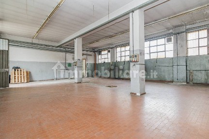 Magazzino - Deposito in Vendita
