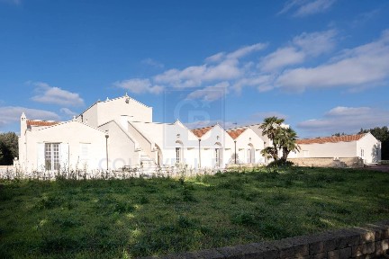 Gioia del Colle, Via Salvo D'Acquisto, 11