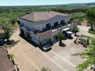 Villa unifamiliare Strada Provinciale di Cassano, Cassano delle Murge