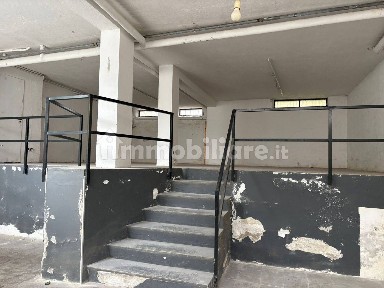 Magazzino - Deposito in Vendita