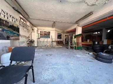 Magazzino - Deposito in Vendita