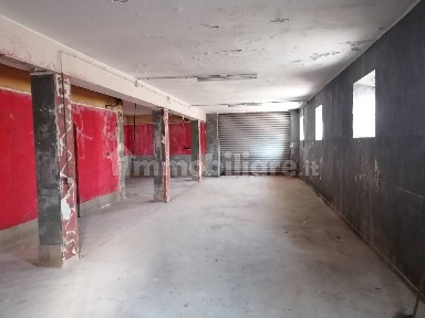 Magazzino - Deposito in Vendita