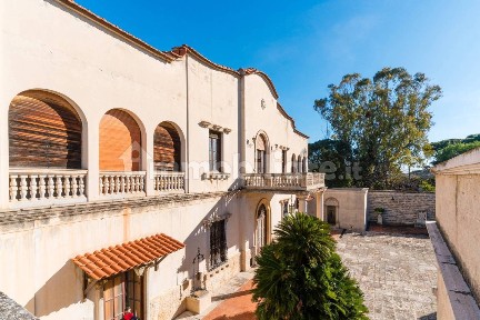 Villa unifamiliare via Nazionale 9A, Palese, Bari