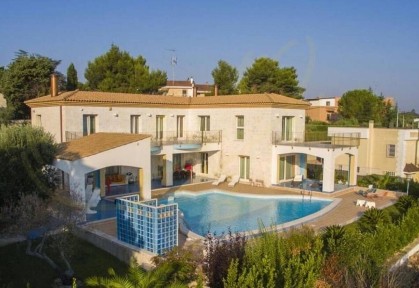 Villa unifamiliare via Piscina Comunale, Centro, Noci