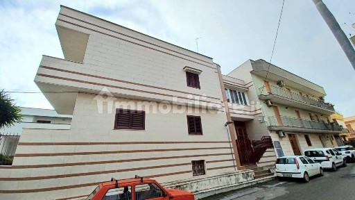 Villa bifamiliare via Armando Diaz 50, Triggiano