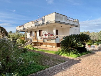 Mola di Bari