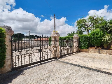 Putignano, Strada Comunale San Giorgio, 3
