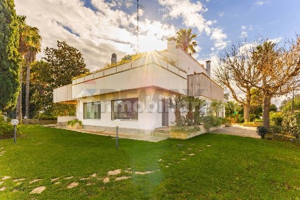 Villa unifamiliare via Bitritto Parco Adria 131, Carbonara di Bari, Bari