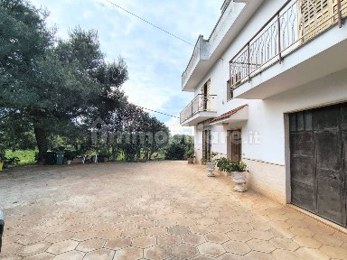 Villa unifamiliare Strada Comunale Pista di Cristo, Castellana Grotte