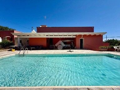 Villa unifamiliare Contrada Tavarello, Antonelli, Monopoli
