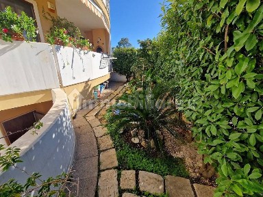 Villa bifamiliare via Conversano, Turi
