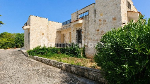 Castellana Grotte, Strada Comunale Concorrano